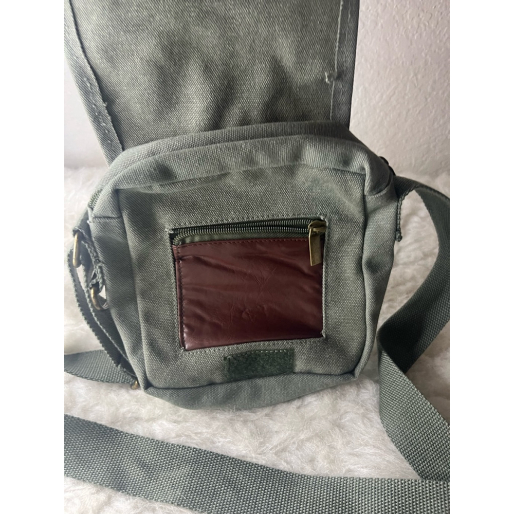 Berlin Army Green Canvas Crossbody Bag Purse Adjustable Strap - UK Flag Germany - Picture 3 of 10